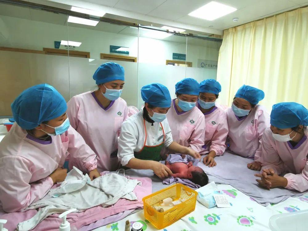 东莞妇婴监护型护送